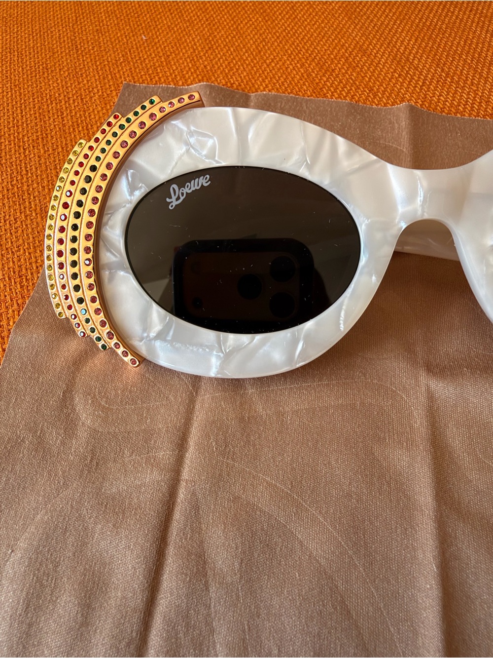 Loewe White Pearl-Effect Oval Sunglasses with Multicolor Crystal Accents - Picture 2 of 12